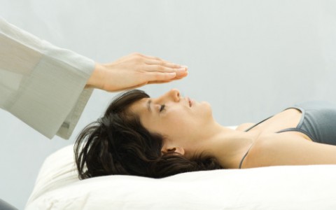 Reiki en estrés laboral de la enfermera